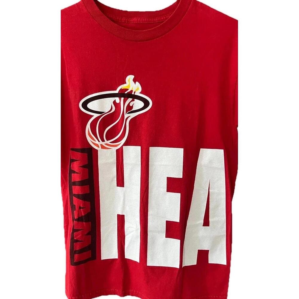 Miami Heat Giant Print Double Sided Short Sleeve T Shirt Red Size Medium
